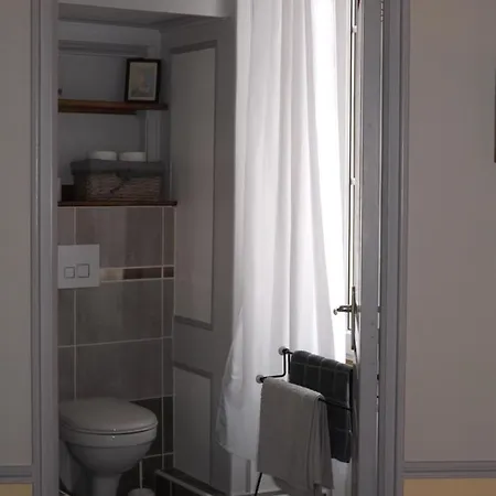 Bed & Breakfast Particulier Lariboisiere *