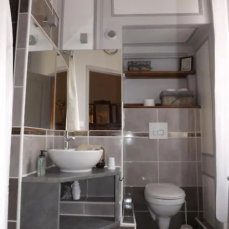 Bed & Breakfast Particulier Lariboisiere *